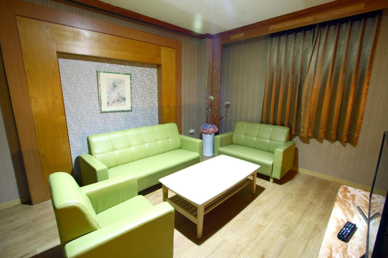 Wen Mei Motel Nantou Exterior photo